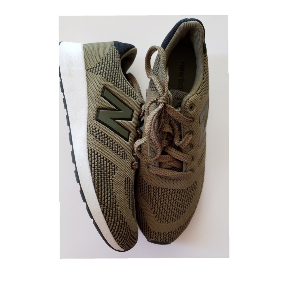 New Balance Men's Sneaker